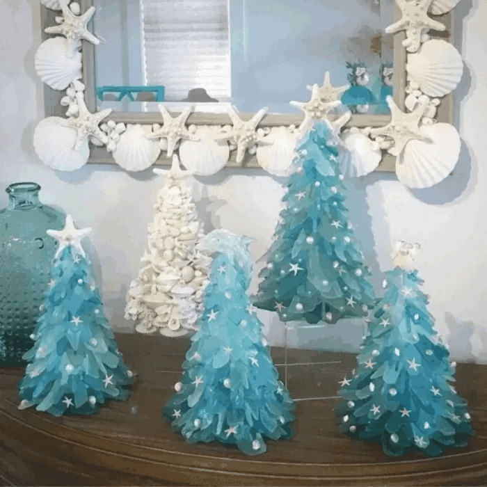 Usphonecards - Sea Glass Christmas Tree